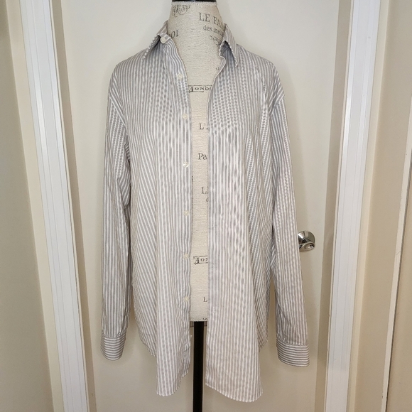 Perry Ellis Men's pinstripe dress shirt - Picture 5 of 10